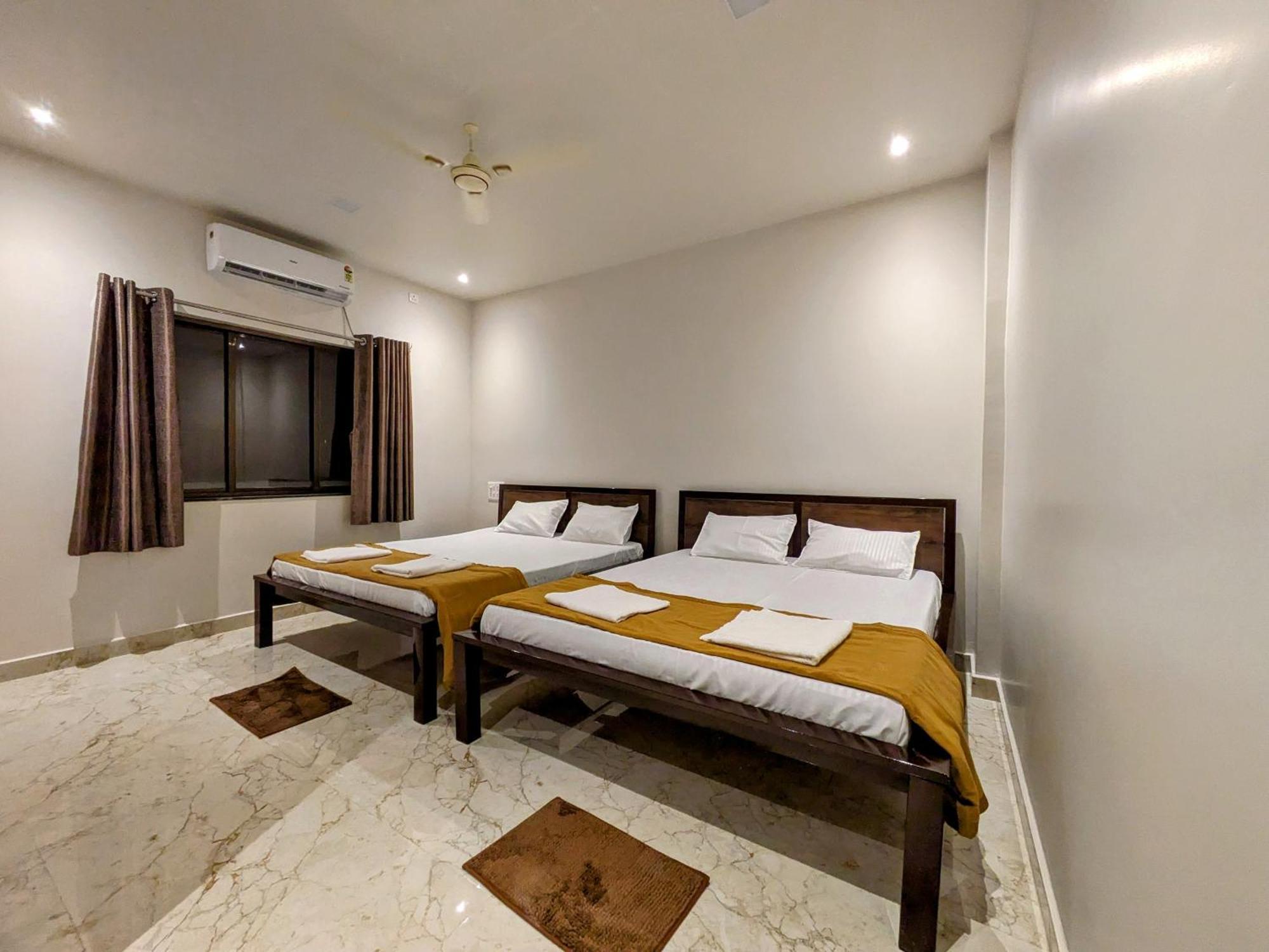 Hotel Madhusudan Executive Kolhapur Exterior foto